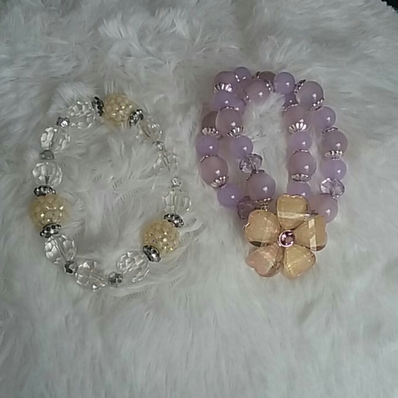 EUC- 2 Beautiful bracelets- Sold together - Picture 2 of 6